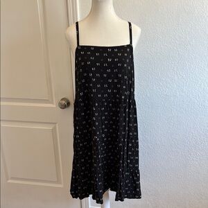 Casual Black Dress with Floral Patterns